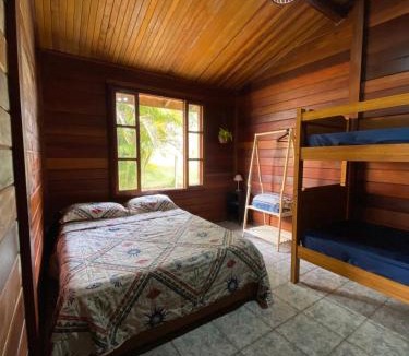 Sao Roque House | QUARTO Outono em Casa de Madeira no Alto da Serra - PetFriendly