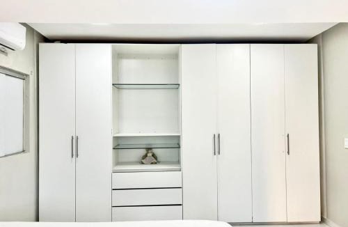 Sousa Apartment | Quarto Suite Com Ventilador 01