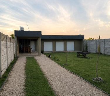 Balcarce House | Quincho Monoambiente Con Parrilla