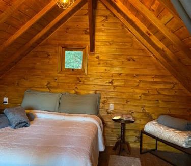 Mato Queimado Ski Chalet | Quintal da Serra - Chalé Completo