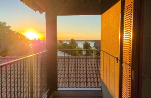 Santa Clara d'Oeste House | Rancho encantador com vista para o rio