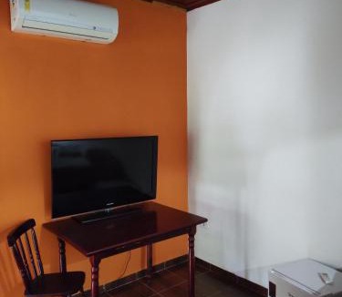 Iporanga Hotel | Rancho Hanna - Pousada, Camping e Comidaria