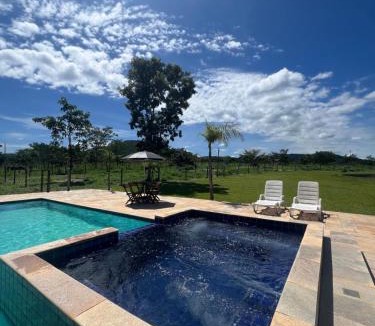 Pirenopolis House | Recanto Garota Bonita Hospedagem com Piscina na Natureza
