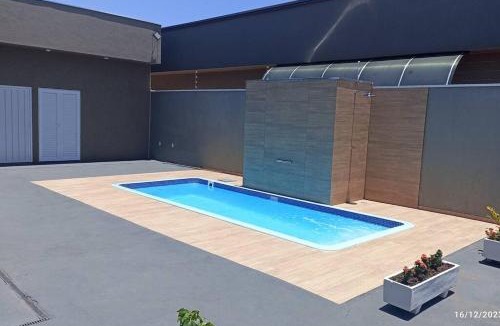 Olimpia House | Recanto Matheus, Casa confortável com estacionamento, wi-fi e piscina aquecida - Olímpia SP
