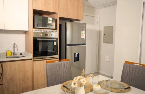 Asuncion Apartment | Recoleta Studio with Balcony Couples, remote workers, business travelers
