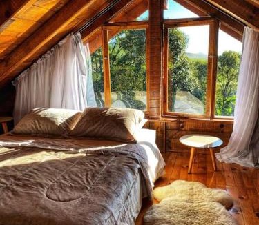 Bom Retiro Ski Chalet | Refúgio Capitão Semente