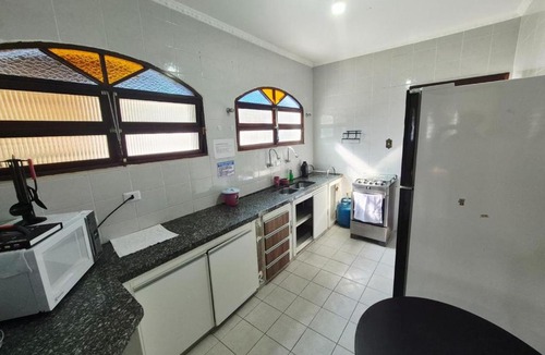 Peruibe House | Refúgio Completo em Peruíbe com Piscina