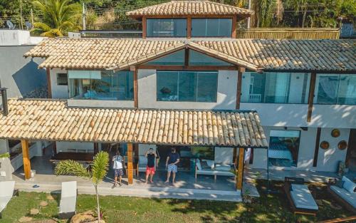 Prainha House | Refúgio da Arara