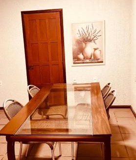 Recife House | Refúgio do Ipê Rosa