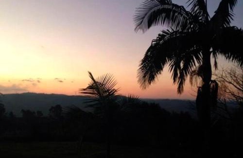Ibiuna Villa | REFÚGIO FAMILIA, descanso e conexão c natureza