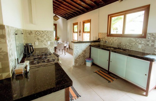 Centro House | Refúgio Pé na Areia em Ilhéus na Praia do Acuípe