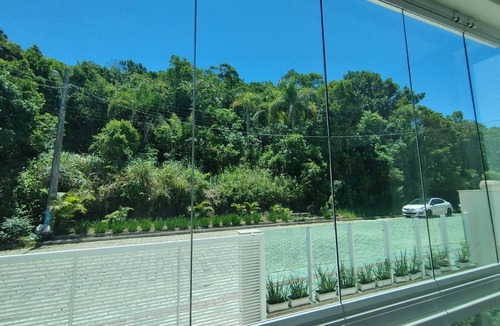 Centro Apartment | Refúgio Praiano Para Aluguel de Temporada na Praia de Bombinhas, SC