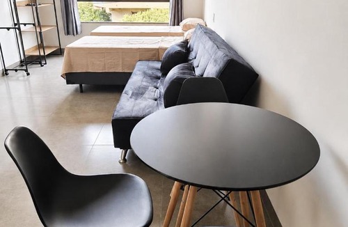 Iturama Apartment | Refúgio Urbano, apto 04, cesta de Boas Vindas com bolachinhas e cafés