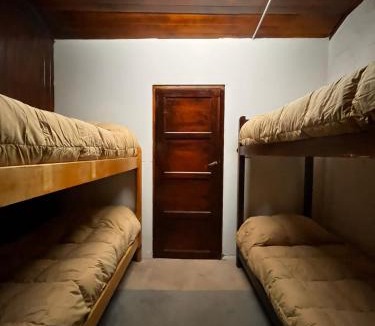 Los Molles Hostel | Refugio Pehuenche