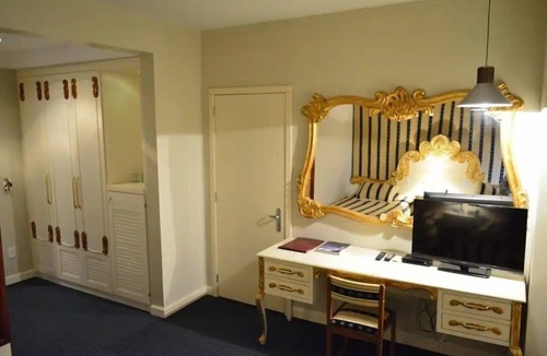Centro Hotel | Relax in Stylish Unit | Steps to Praça Coronel Bertaso (Central Square)