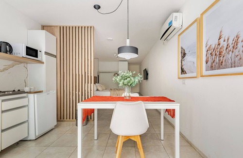 Nueva Cordoba Apartment | Relax with lots of plants at min Güemes and Patio Olmos