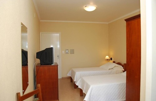 Cassino Hotel | Room for Ultimate Comfort | Free Breakfast & Parking | Barracão - 0.9 mile