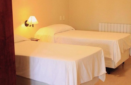 Cassino Hotel | Room for Ultimate Comfort | Free Breakfast & Parking | Barracão - 0.9 mile