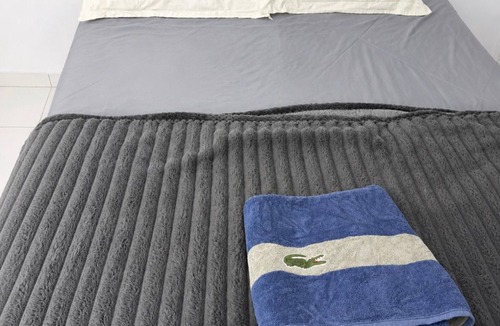 Foz do Iguacu Cabin | Room with shared bathroom