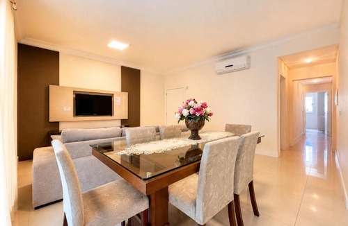 Castelo Branco Apartment | Rua 292 Meia Praia 3 suites near the sea AT001