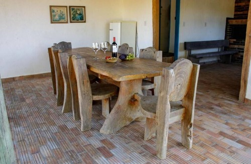 Curvelo Cottage | Rustic Farm with Pool Near Curvelo