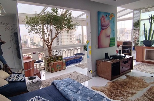 Campo Belo RV Rental | São Paulo aos Seus Pés!