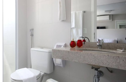 Sao Paulo Hotel | São Paulo Retreat With Pool & Gym | 2.5mi to Ibirapuera Park