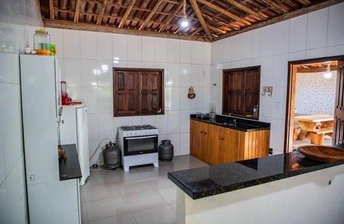 Sabinopolis House | S tio Toca dos Gatos com Piscina e Churrasqueira