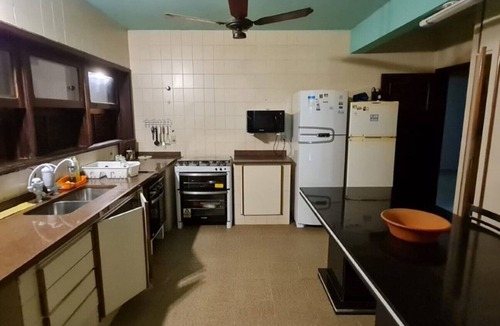 Praia de Santiago House | Santiago Beach 5 bedroom house 70 m from the beach, swimming pool, barbecue, TV room.