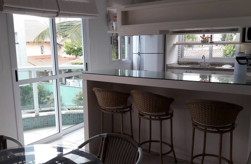 Centro Apartment | Sea Front in Bombinhas - High standard apartment with 3 suites with air conditioning.