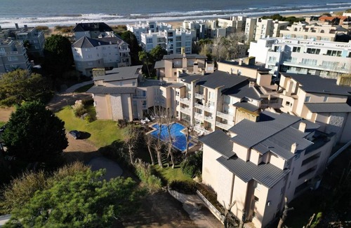 Carilo Apartment | Sea Point By D&G
