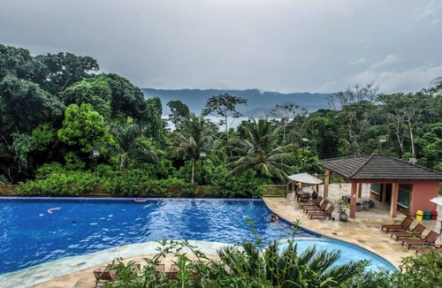 Ilhabela House | Sea view apartment in luxury condo