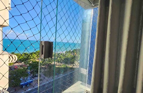 Pajucara Apartment | Seafront Apartment overlooking the Pajuçara Natural Pools