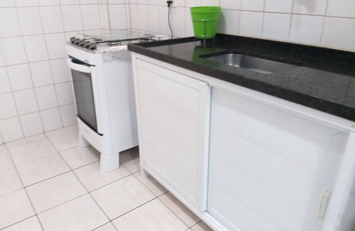 Vila Julia Apartment | SEASONAL APARTMENT IN GUARUJÁ ENSEADA - 10 MINUTES WALK FROM THE SEA - 2 BEDROOMS/GARAGE/WI FI