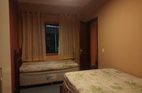 Canto do Forte House | Single storey house in Canto do Forte with swimming pool, barbecue, close to the beach.