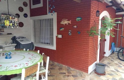 Juquehy House | Single suite for 3 people. Family atmosphere