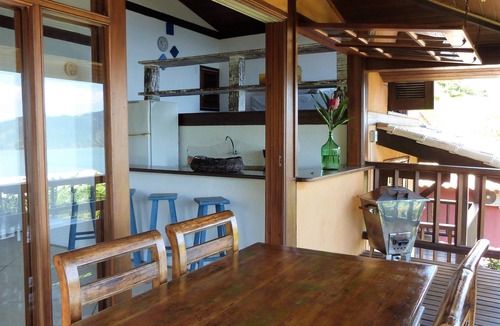 Ilhabela House | Siriúba - Cozy house