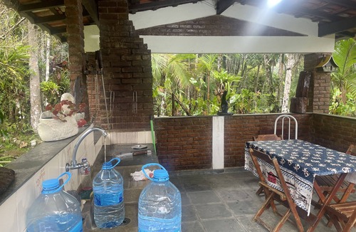 Miracatu House | Sitio Aconchegante e Tranquilo Para Quem Busca Sussego em Meio da Natureza