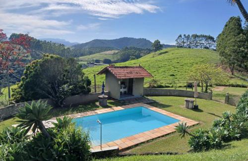 Vassouras Cabin | Sitio Paraíso das Montanhas