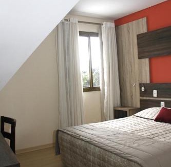 Carniel Hotel | SKY VILLE HOTEL GRAMADO - Localização privilegiada entre Gramado e Canela