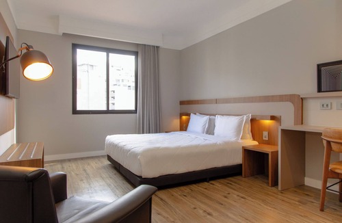 Matriz Hotel | SLAVIERO Curitiba Shopping