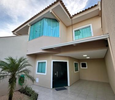 Marista House | Sobrado 3 quartos próximo ao shopping flamboyant e o parque areião