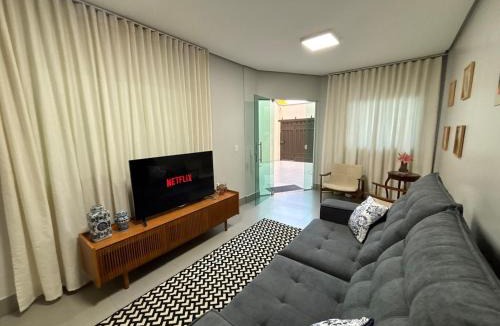 Marista House | Sobrado 3 quartos próximo ao shopping flamboyant e o parque areião