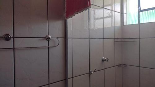 Jardim Primavera House | Sobrado em condomínio perto da praia localização privilegiada pet friendly