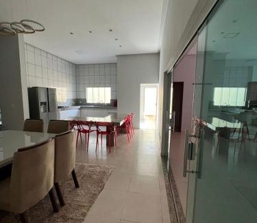 Goiania House | Sobrado em condomínio do lago