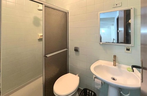 Guaratuba House | Sobrado triplex aconchegante a 500 metros da Praia Central de Guaratuba