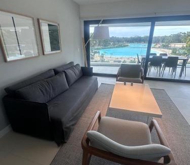 Punta Ballena Apartment | Solanas Depto Crystal para 6 personas Espectacular!