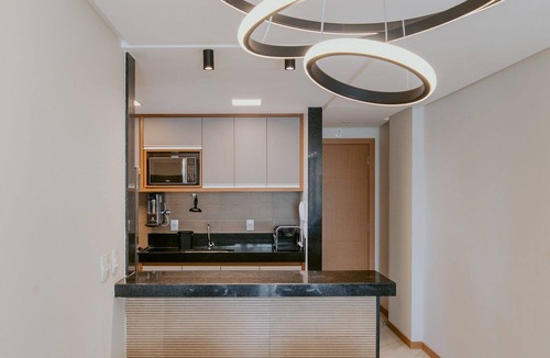 Praia do Morro Apartment | Sophisticated 3-bedroom apartment 100m from the sea on Praia do Morro beach.