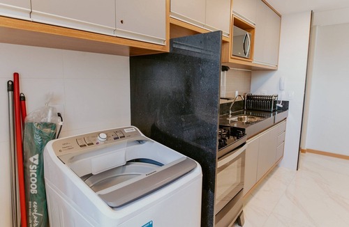 Praia do Morro Apartment | Sophisticated 3-bedroom apartment 100m from the sea on Praia do Morro beach.