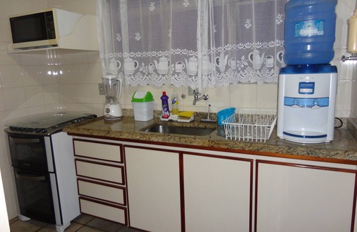 Enseada Apartment | SPACIOUS AND COMFORTABLE APARTMENT ON THE COVE BEACH